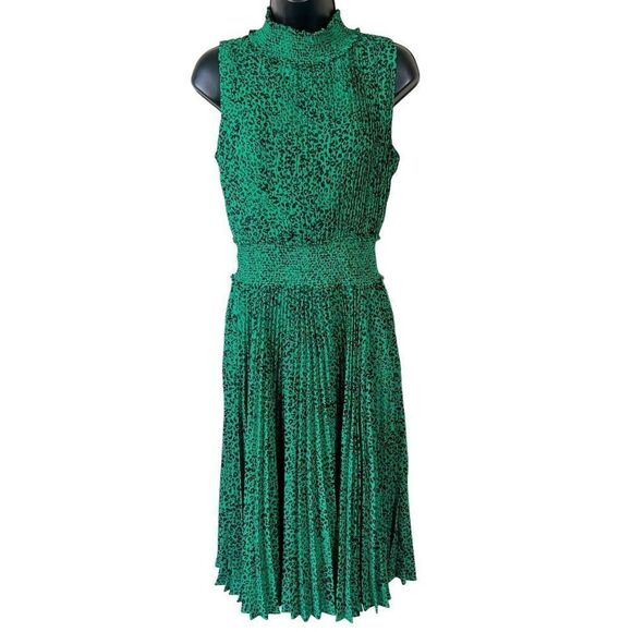 Nanette Lepore Shamrock Green Animal Print Pleated Sleeveless A Line Dress
